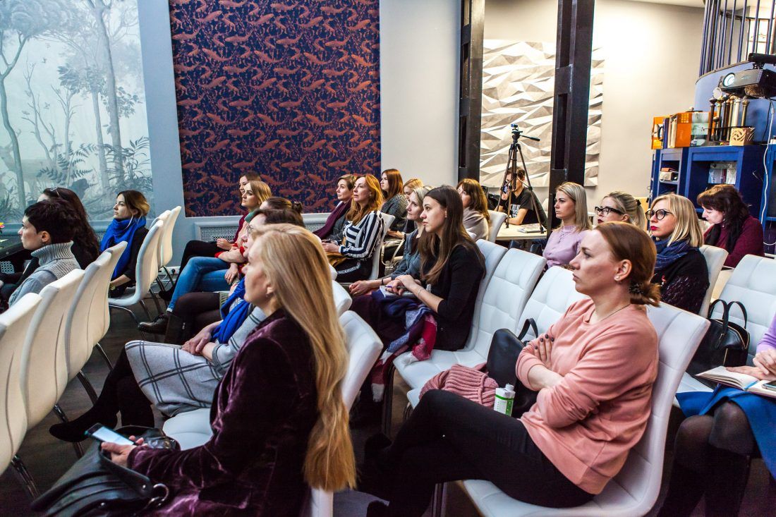 лекция-практикум «Психология общения, как достичь взаимопонимания с клиентом?» в Центре Дизайна Мануфактура 5 Ампир Декор