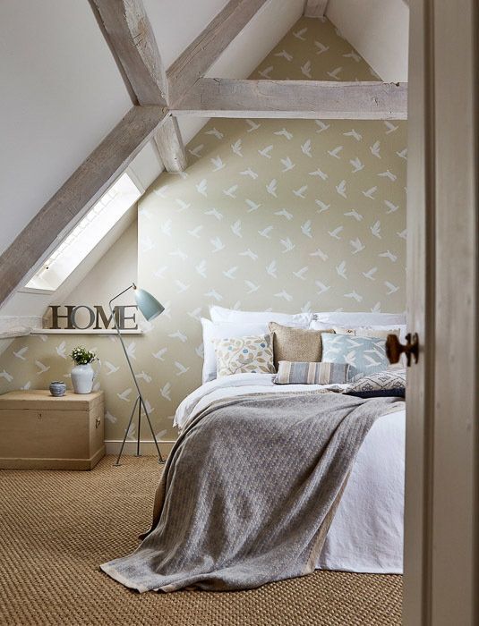 белоснежные голуби из коллекции The Potting Room от Sanderson