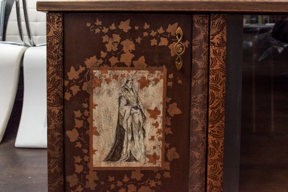 мастер-класс Михаила Дудина по декорированию лепнины в Центре Дизайна Мануфактура 5 Ампир Декор