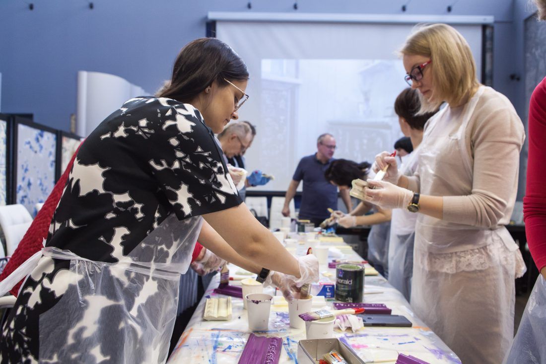 мастер-класс Михаила Дудина по декорированию лепнины в Центре Дизайна Мануфактура 5 Ампир Декор