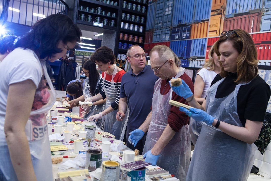 мастер-класс Михаила Дудина по декорированию лепнины в Центре Дизайна Мануфактура 5 Ампир Декор