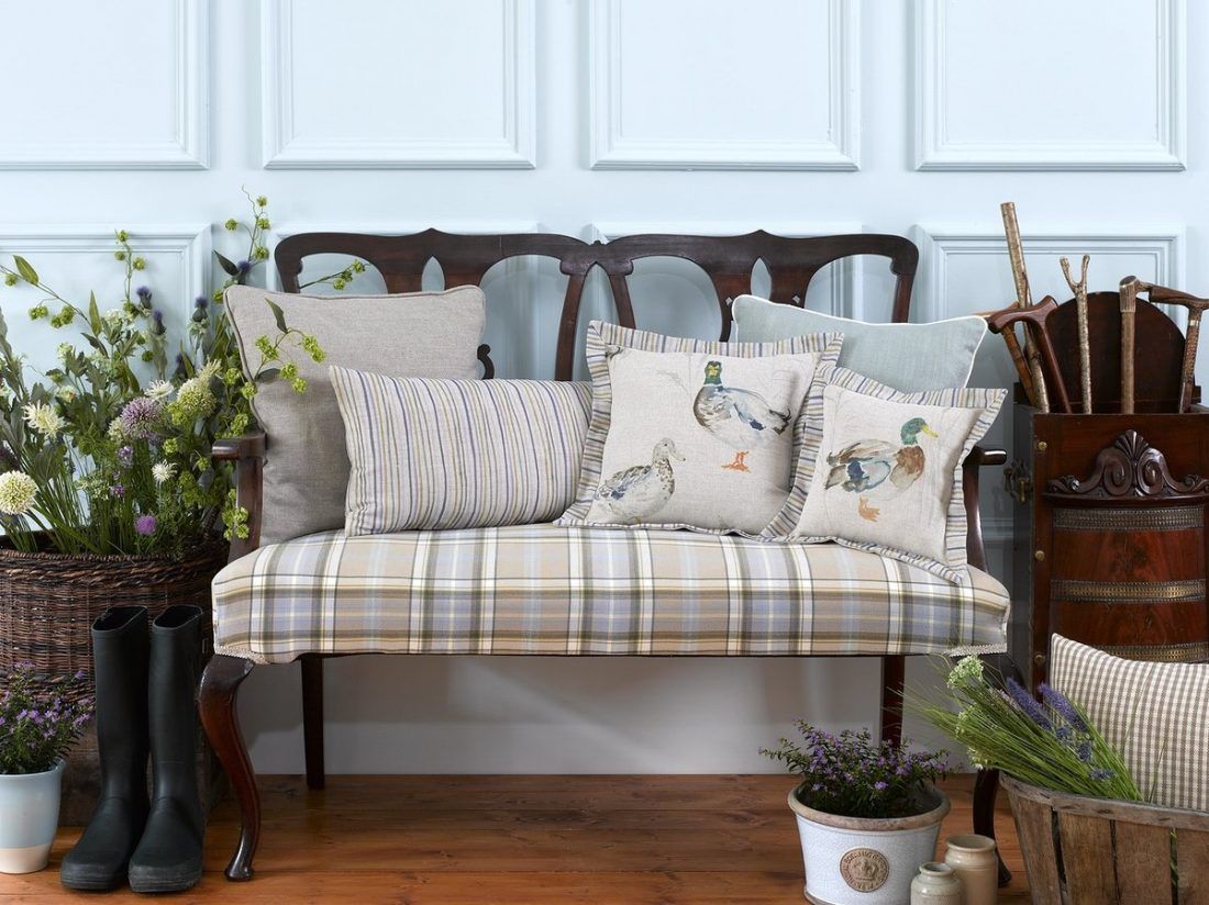 Ткани с изображениями животных из коллекции Country Book One