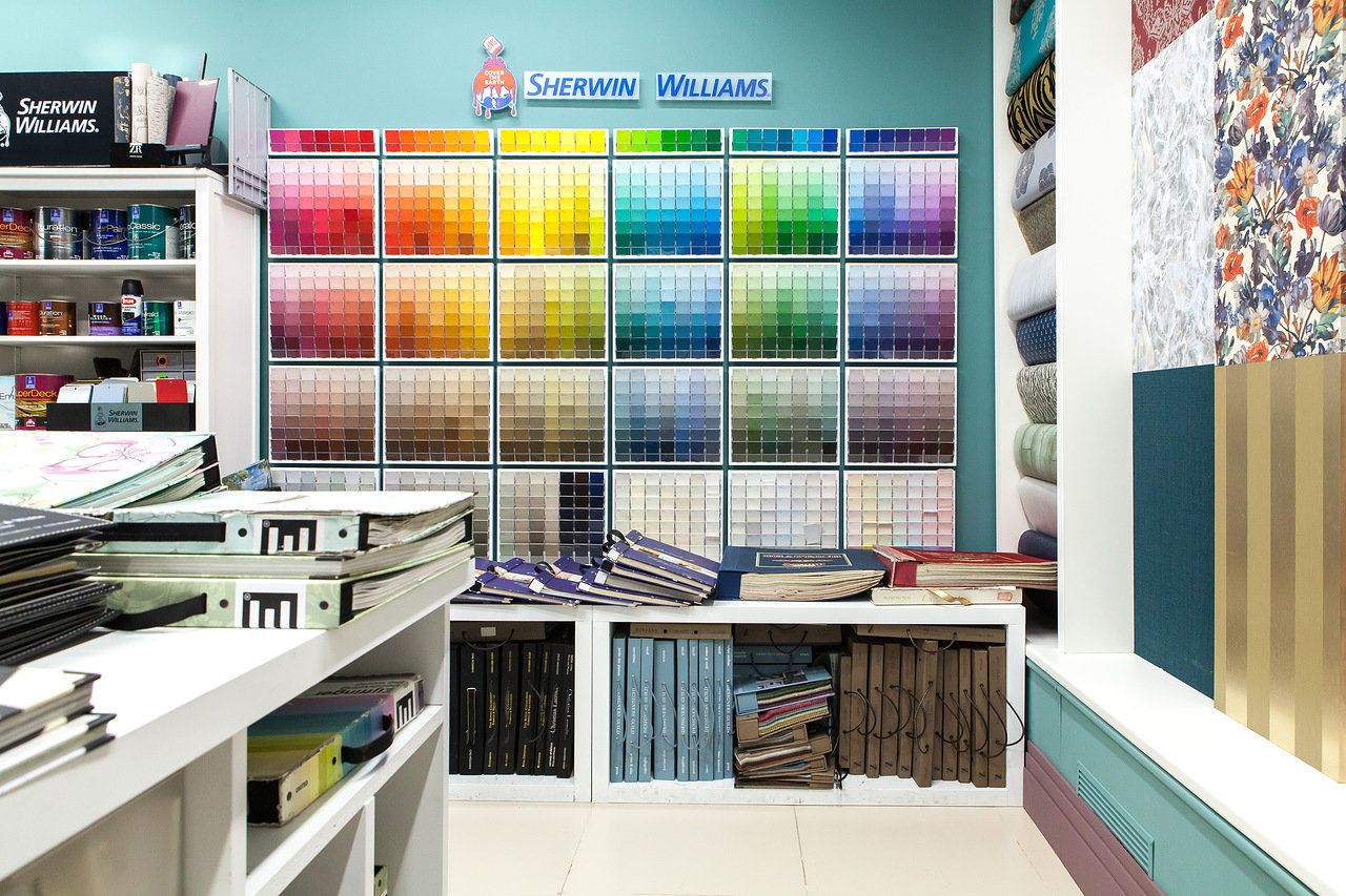 палитра красок Sherwin-Williams в обновленном салоне «Ампир Декор»