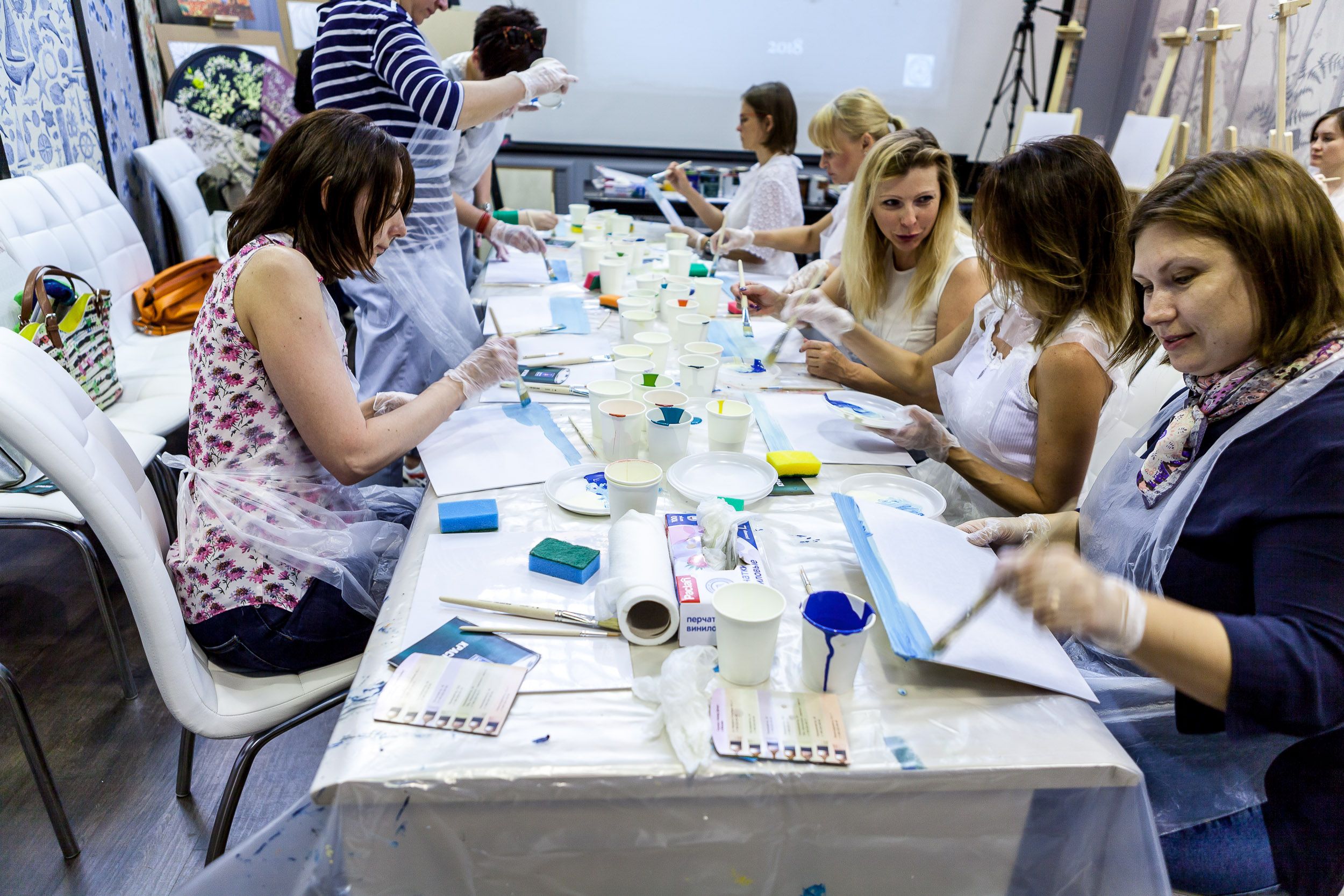 мастер-класс по живописи красками Sherwin-Williams в Центре Дизайна Мануфактура 5