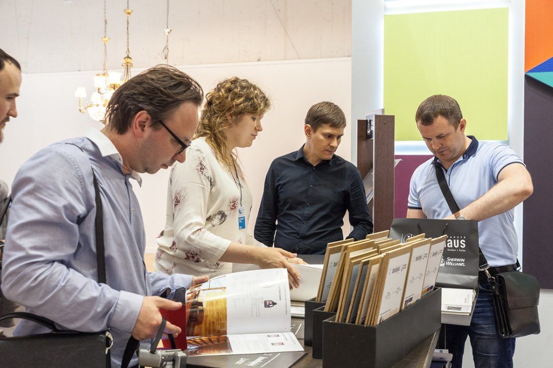 презентация коллекции обоев под покраску Баухаус (Bauhaus) на выставке АрхМосква 2018