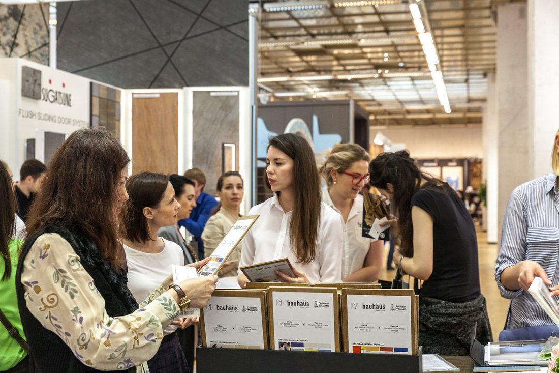 презентация коллекции обоев под покраску Баухаус (Bauhaus) на выставке АрхМосква 2018