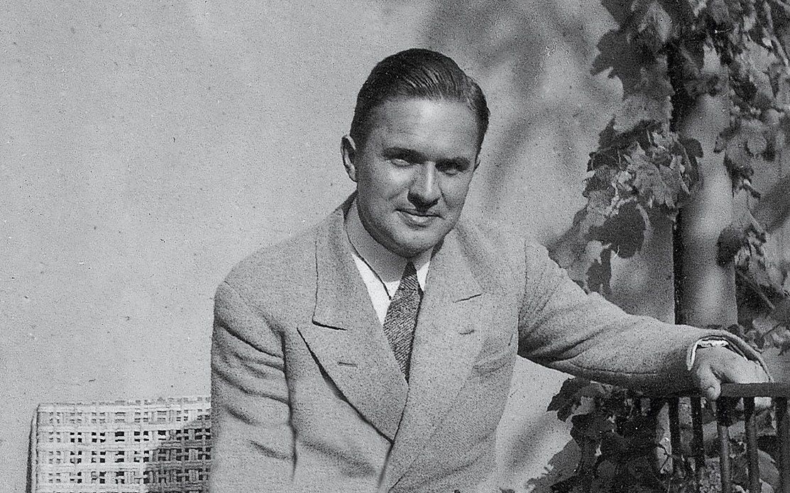 Эмиль Раш, директор фабрики Rasch, поддержавший идею создания обоев под покраску Bauhaus