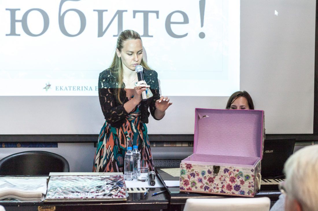 семинар дизайнера по текстилю Екатерины Егоровой в Центре Дизайна Мануфактура 5 Ампир Декор