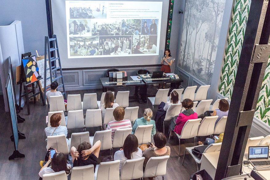 Центр Дизайна Мануфактура 5 Ампир Декор