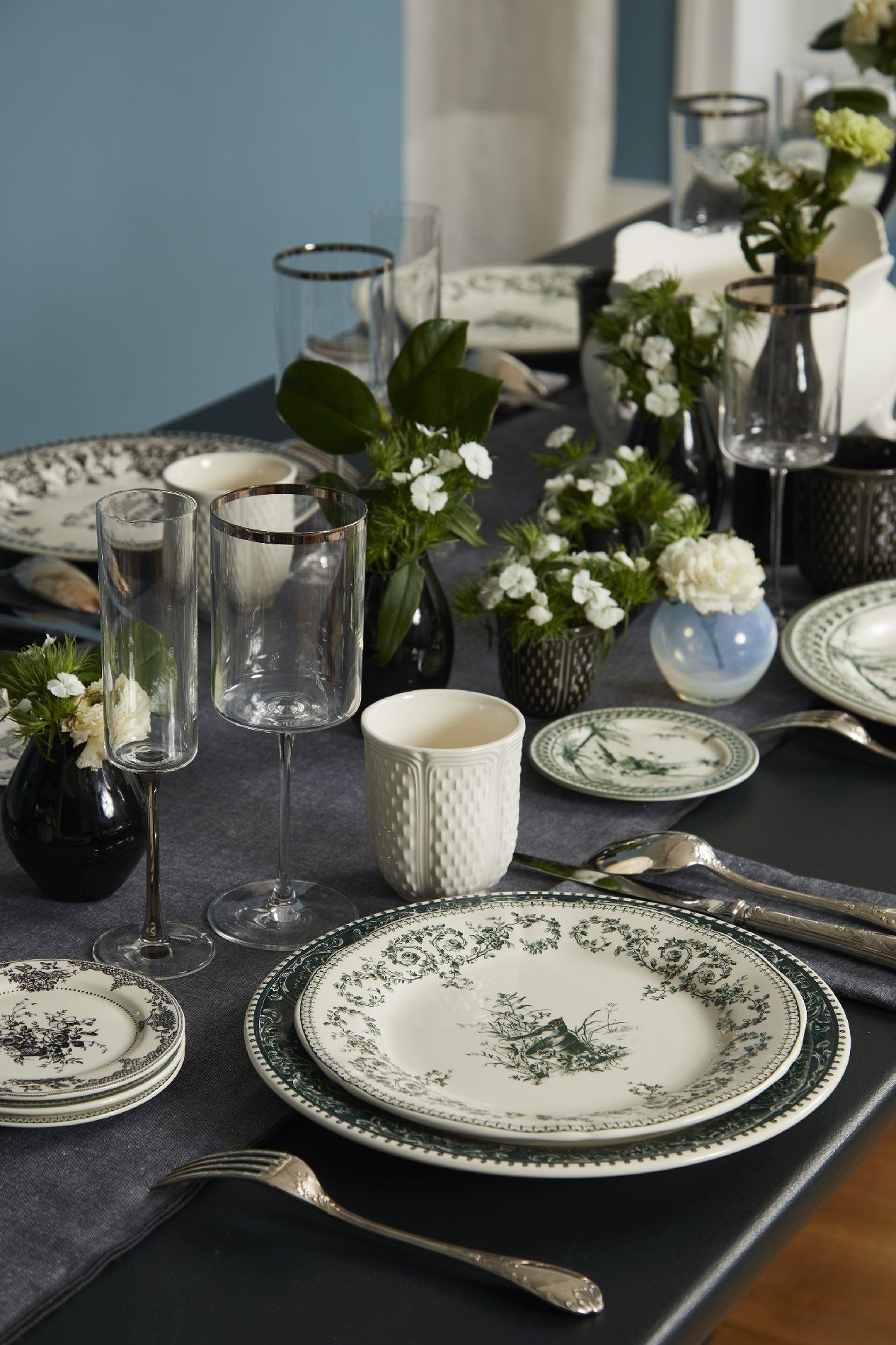 Центр Дизайна Мануфактура 5 Ампир Декор