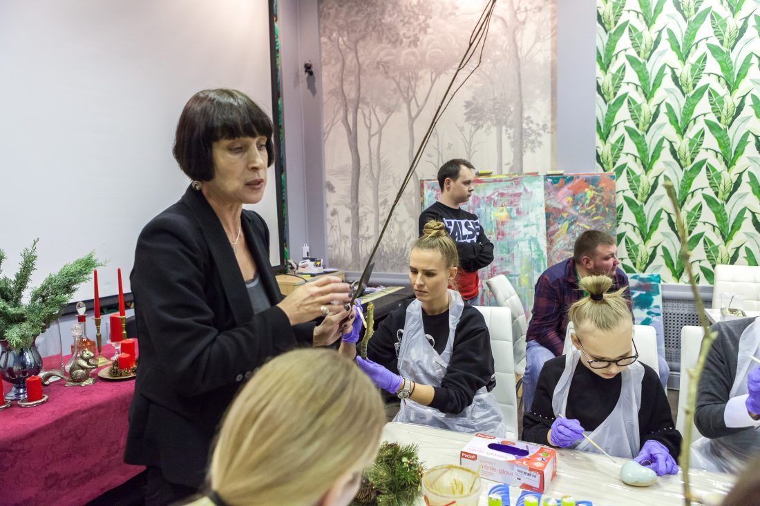 Мастер-класс по созданию новогодних украшений в Центре Дизайна Мануфактура 5 Ампир Декор