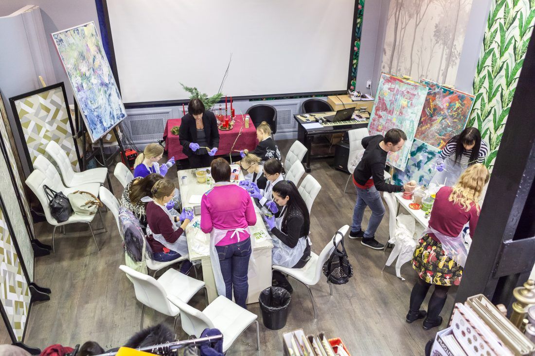 Мастер-класс по созданию новогодних украшений в Центре Дизайна Мануфактура 5 Ампир Декор