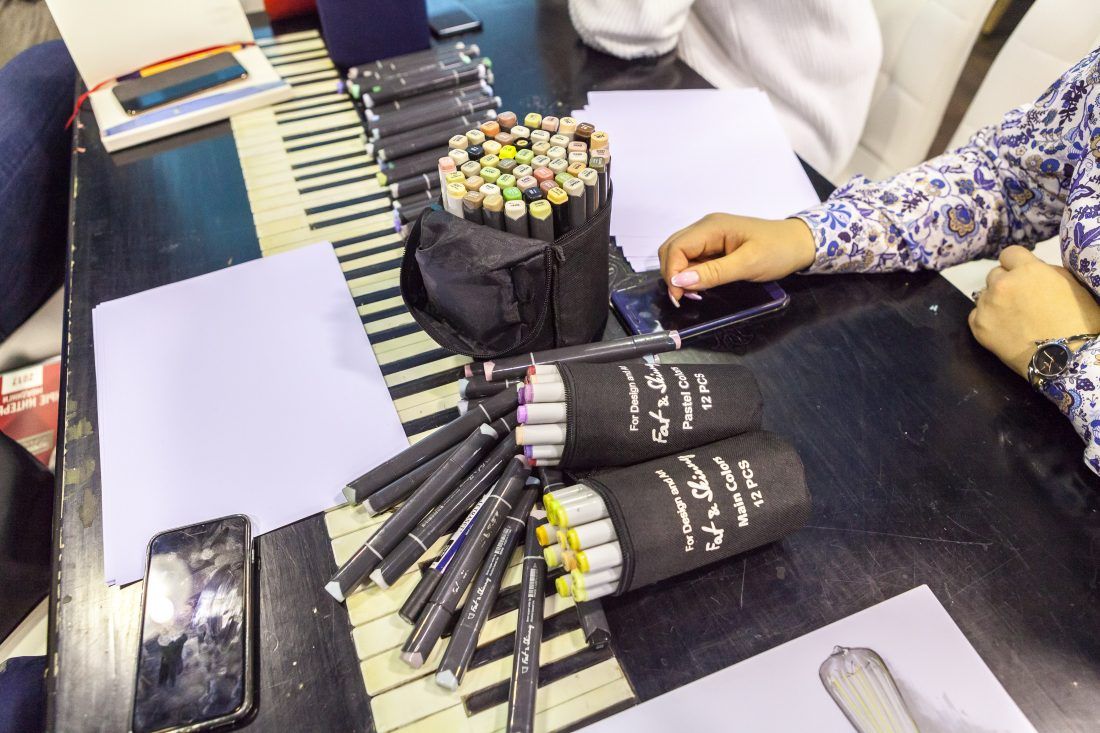 Мастер-класс по скетчингу от команды Artlover space в Центре Дизайна Мануфактура 5 Ампир Декор