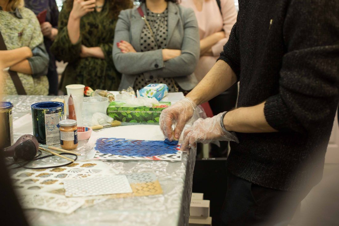 Лекция Александра Мершиева в салоне Ампир Декор в Санкт-Петербурге