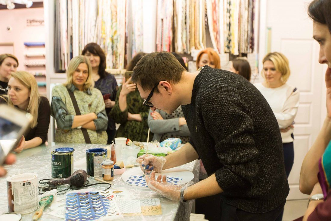 Лекция Александра Мершиева в салоне Ампир Декор в Санкт-Петербурге