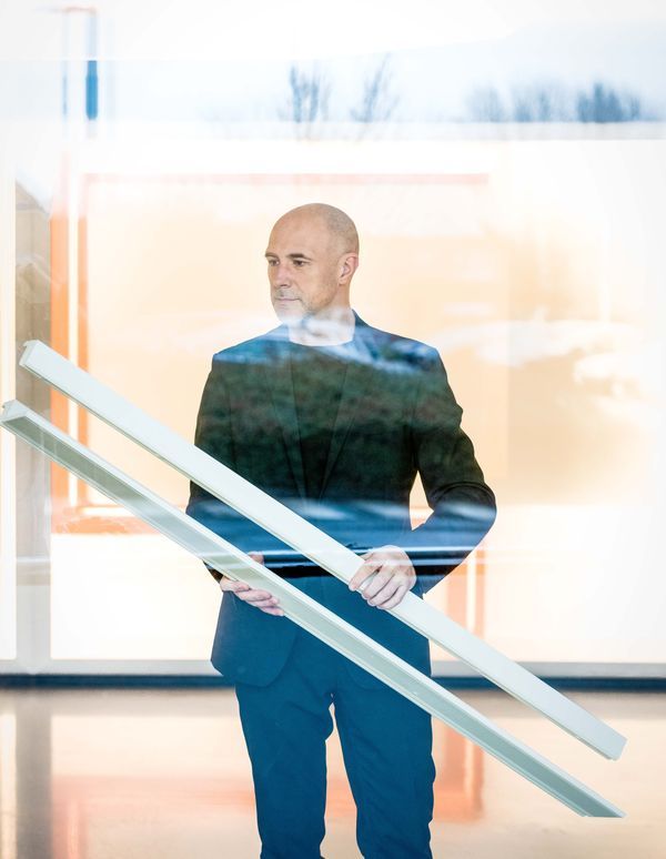 Дизайнер Орио Тонини