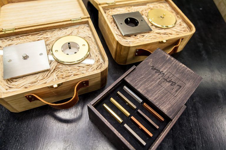 электрические розетки и выключатели L'artisan