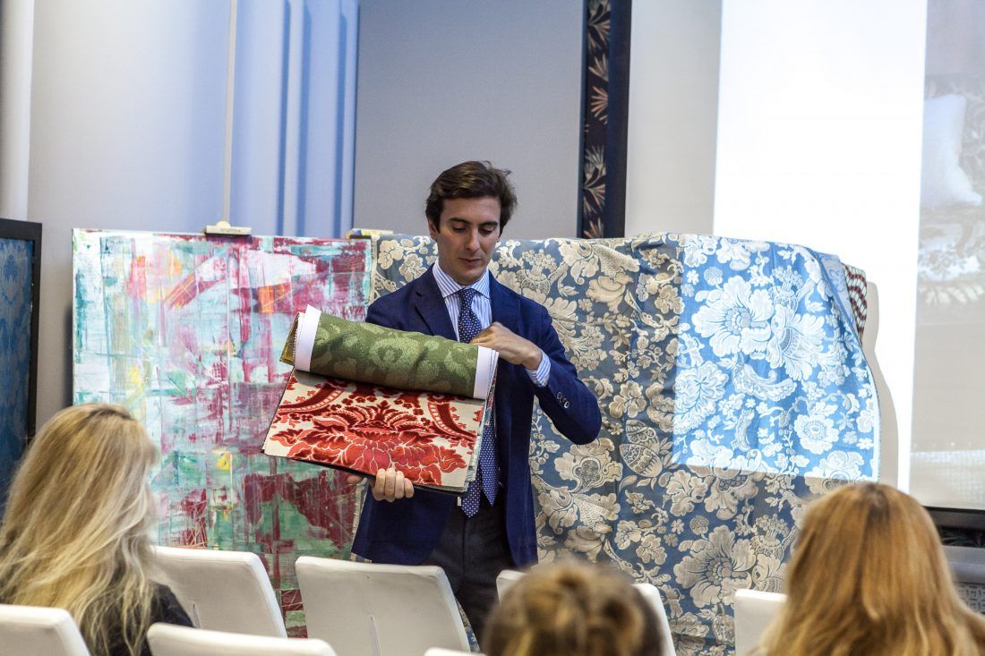 Мануфактура 5 Ампир Декор обои и ткани Nobilis