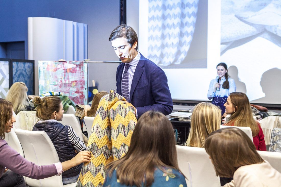 Мануфактура 5 Ампир Декор обои и ткани Nobilis