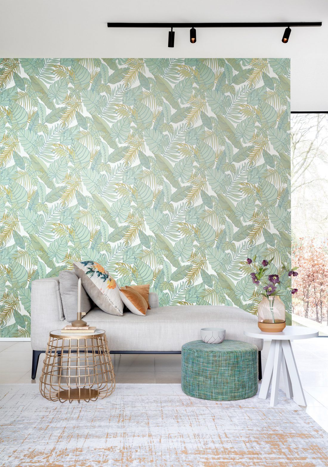 Ампир Декор флизелиновые обои La vie en rose от Zoom