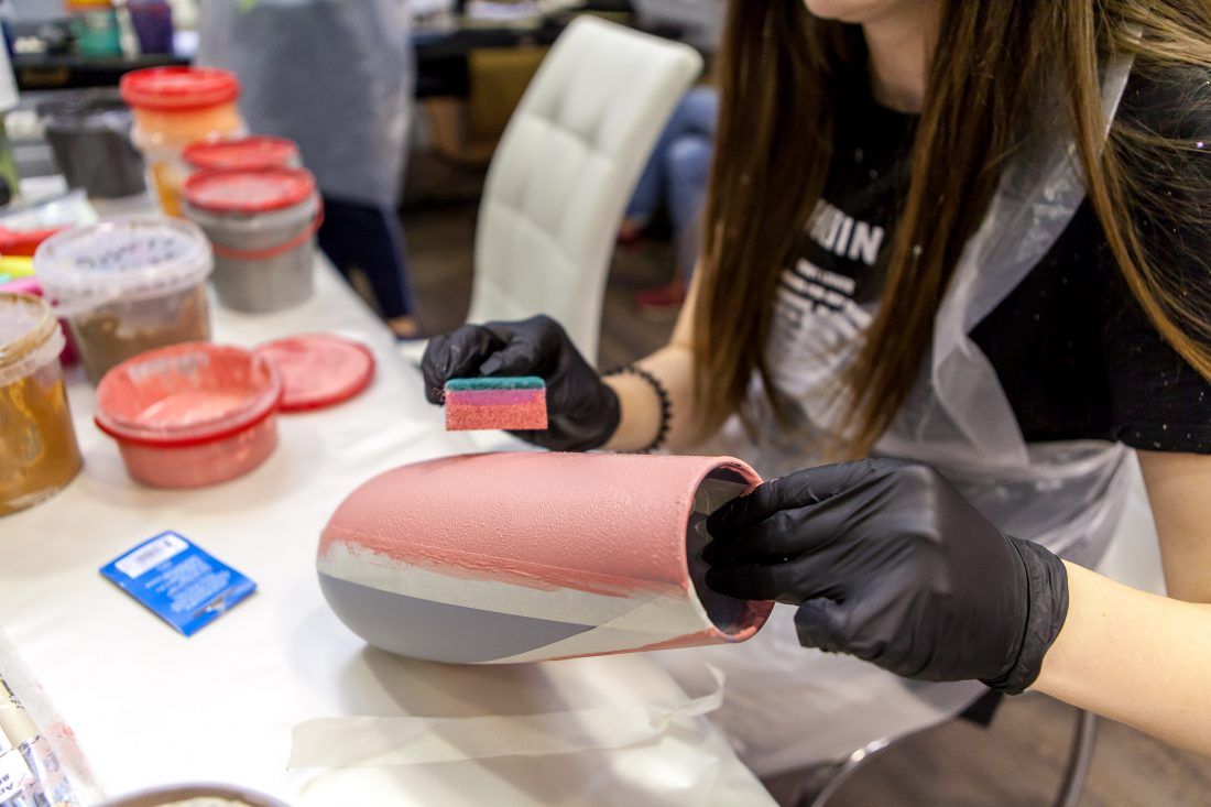 Мастер-класс «Декорируем вазу материалами Capadecor» в Центре дизайна Мануфактура 5 Ампир Декор