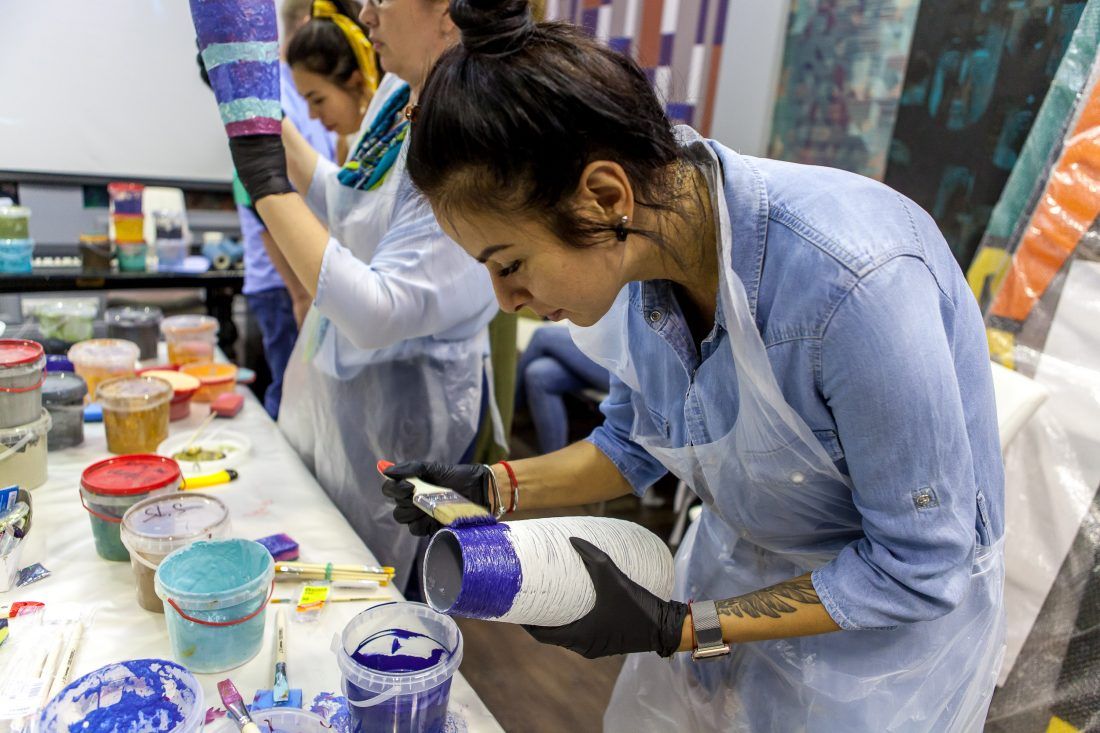 Мастер-класс «Декорируем вазу материалами Capadecor» в Центре дизайна Мануфактура 5 Ампир Декор