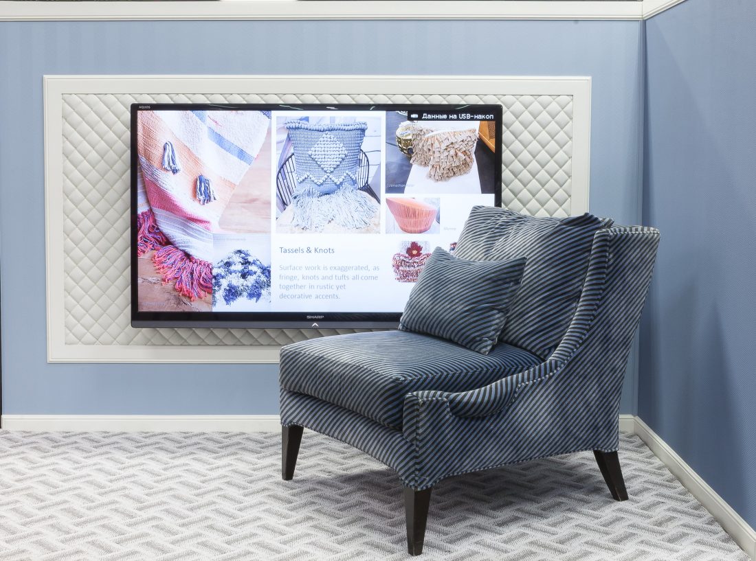 Ампир Декор стеганые обои Chesterwall