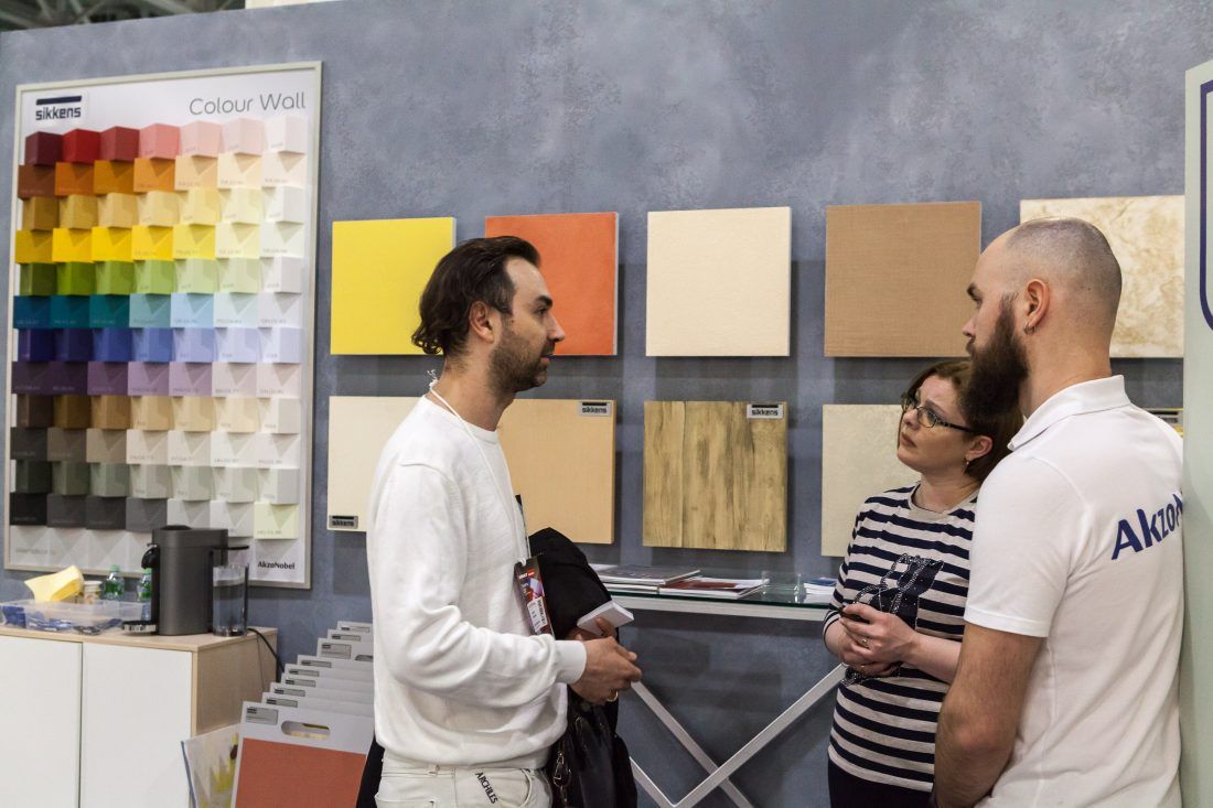 Ампир Декор на выставке BATIMAT RUSSIA 2020, стенд с красками AkzoNobel