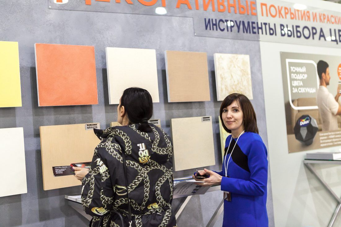 Ампир Декор на выставке BATIMAT RUSSIA 2020, стенд с красками AkzoNobel