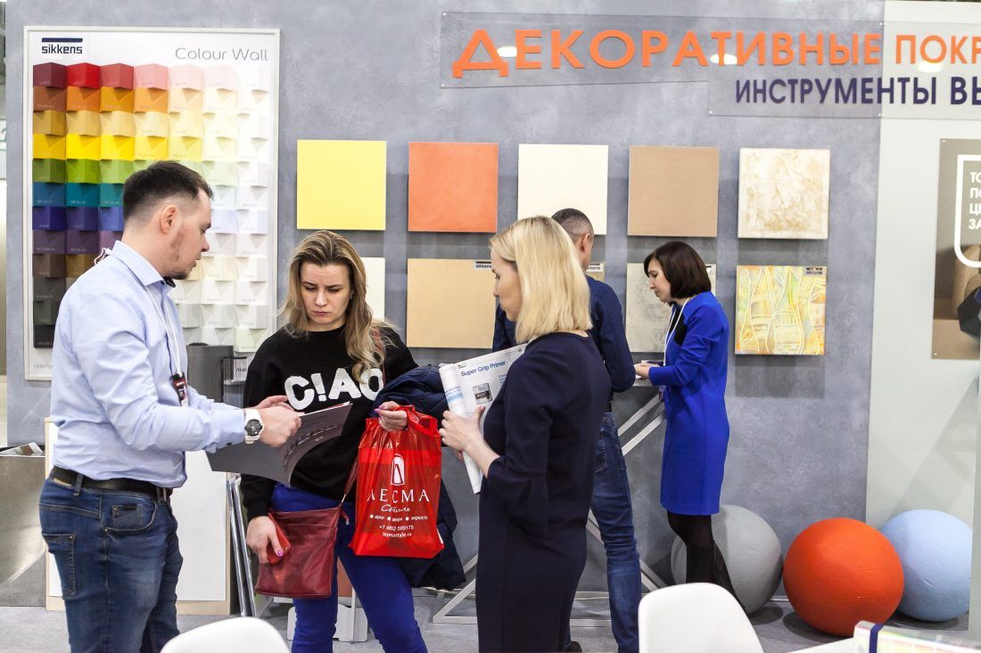 Ампир Декор на выставке BATIMAT RUSSIA 2020, стенд с красками AkzoNobel