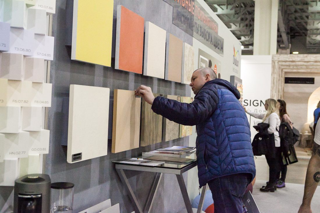 Ампир Декор на выставке BATIMAT RUSSIA 2020, стенд с красками AkzoNobel