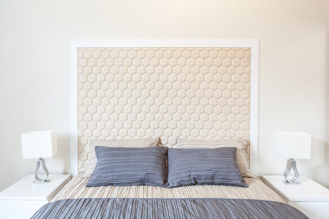 стеновые панели мягкие стеганые обои Chesterwall Ампир Декор Мануфактура 5